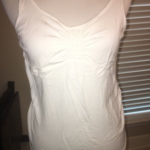 XL white top
